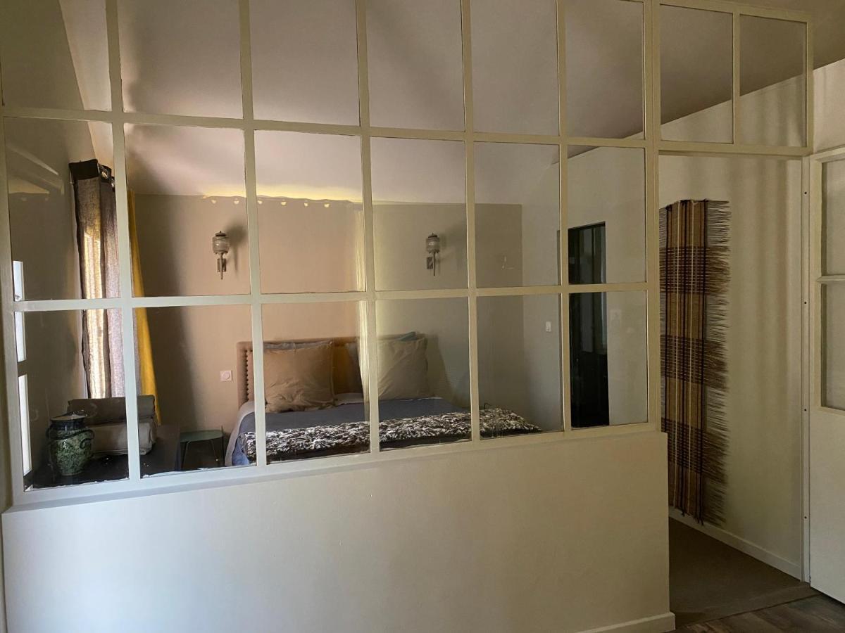 La Belle Etoile Chambres Roaix Екстериор снимка
