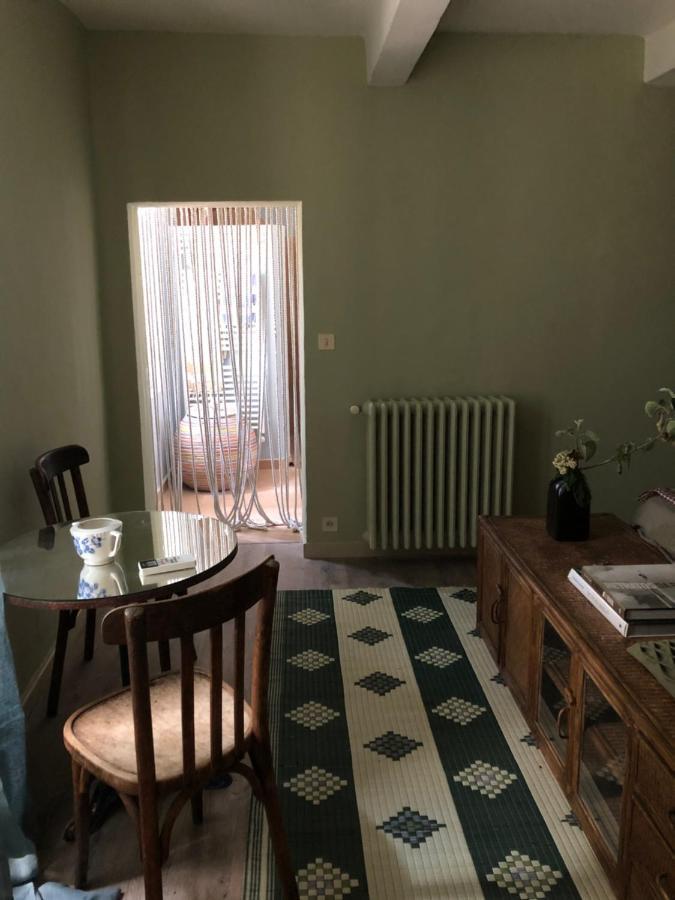 La Belle Etoile Chambres Roaix Екстериор снимка